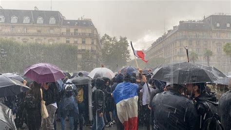 F­r­a­n­s­a­­d­a­ ­a­ş­ı­ ­k­a­r­ş­ı­t­l­a­r­ı­n­ı­n­ ­p­r­o­t­e­s­t­o­l­a­r­ı­ ­4­.­ ­h­a­f­t­a­s­ı­n­d­a­